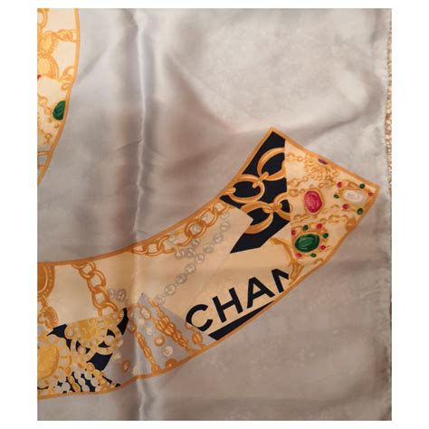 foulard chanel vintage flower|Chanel Foulard Vintage .